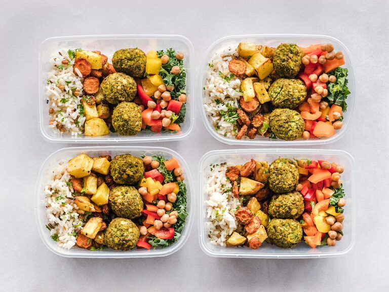 How to Plan Balanced Meals Without Stress: Simple Tips for Every Day